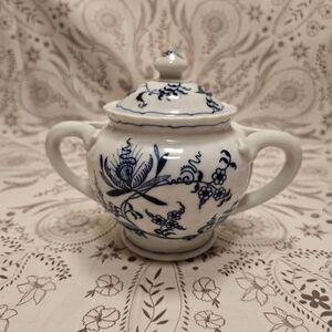 Elegant Blue and White Porcelain Sugar Bowl